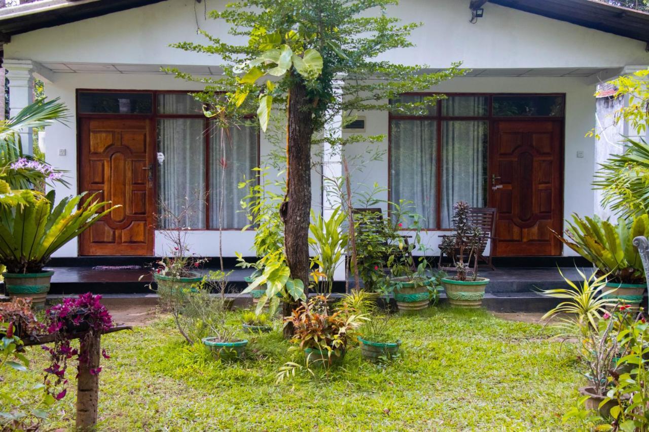 Freedom Home Stay Sigiriya Exterior photo